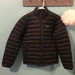 S men’s Patagonia down jacket
